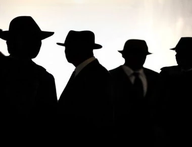Ρωσία: Οι γονείς θέλουν τα παιδιά τους να γίνουν… Τζέιμς Μποντ!